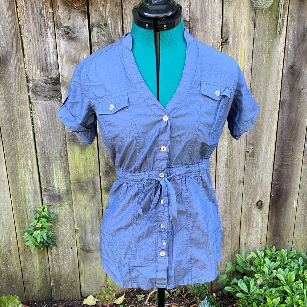 Short sleeve denim top